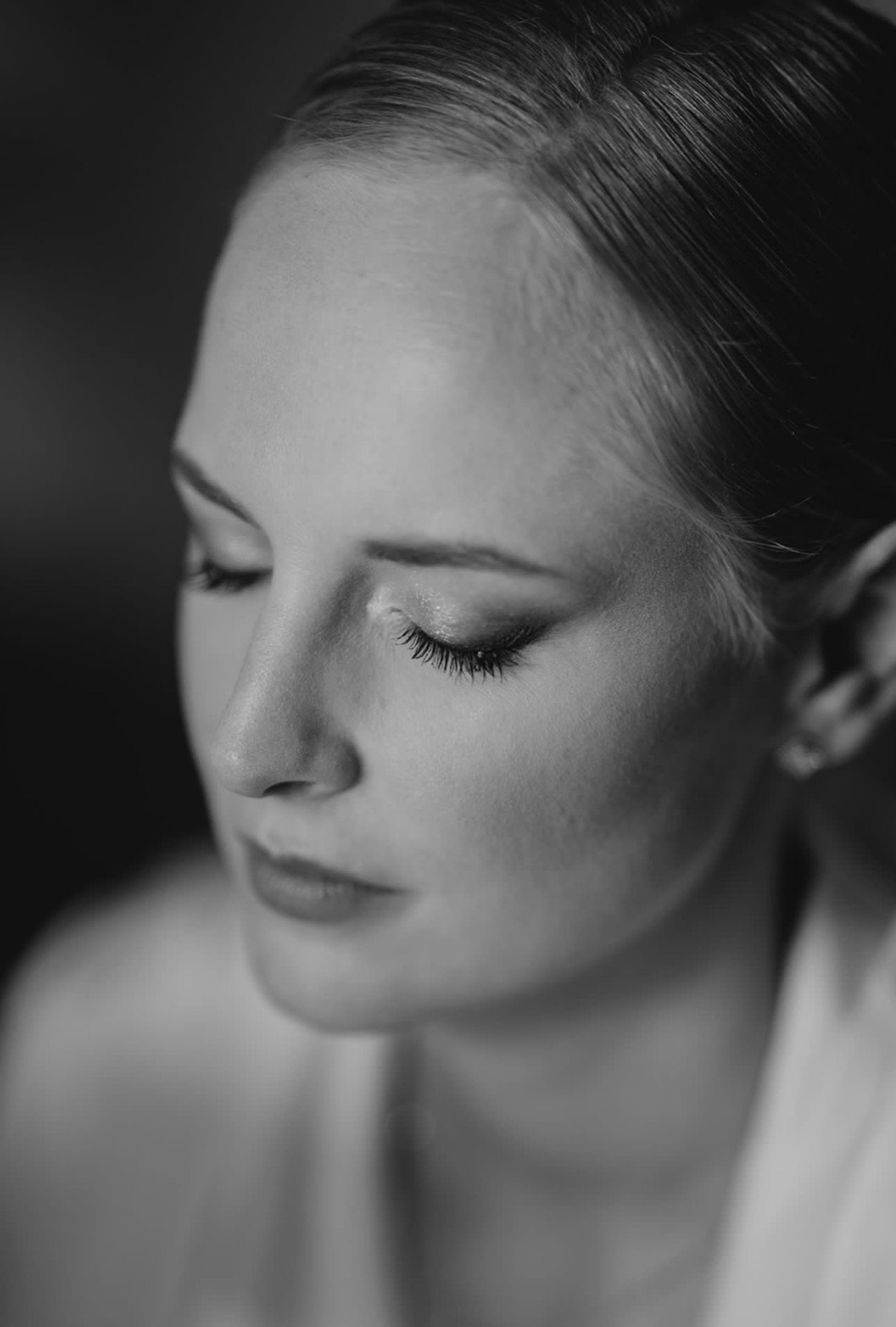 Detalle de maquillaje de novia