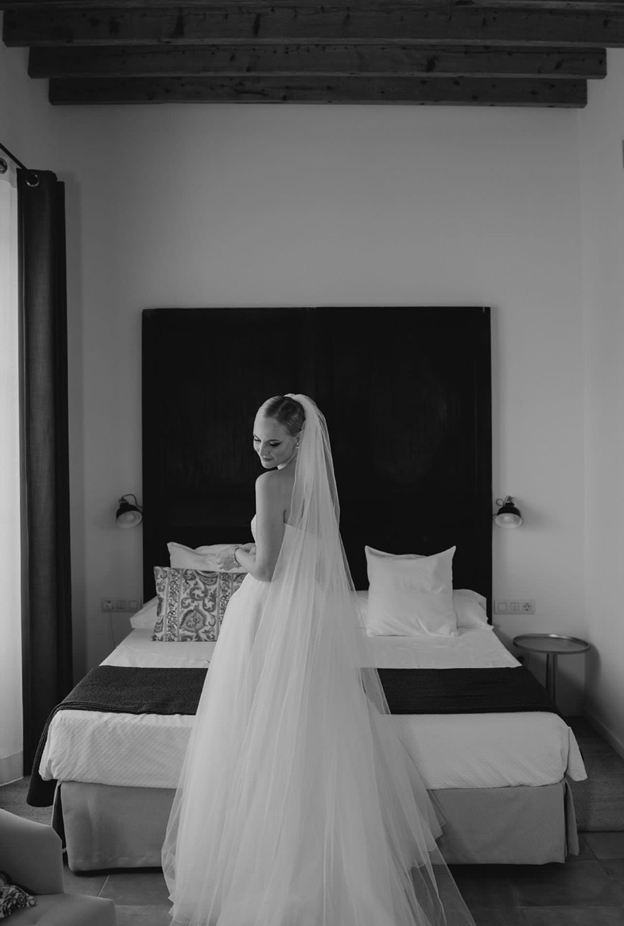 Novia durante los preparativos
